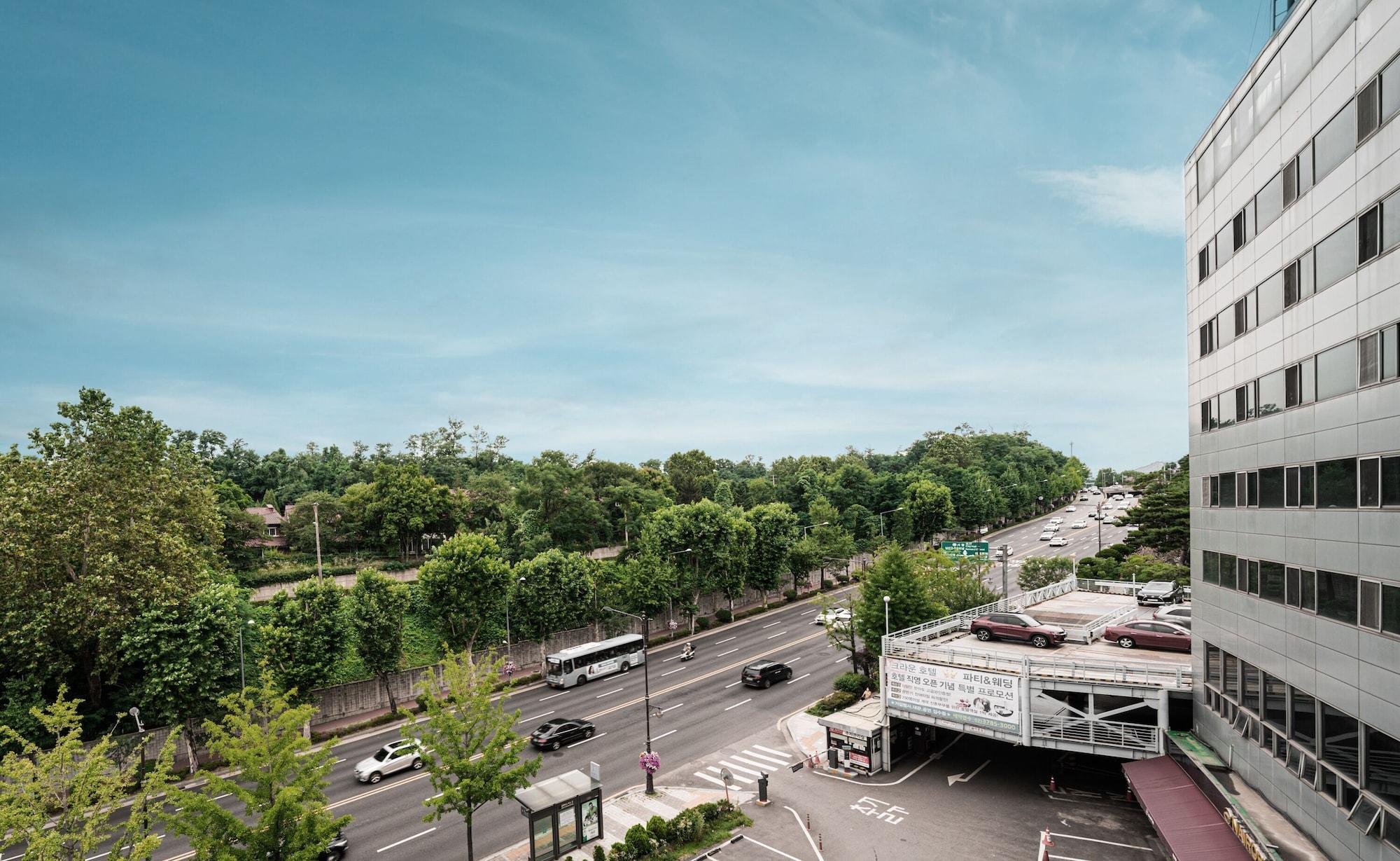 Itaewon Crown Hotel Seul Exterior foto